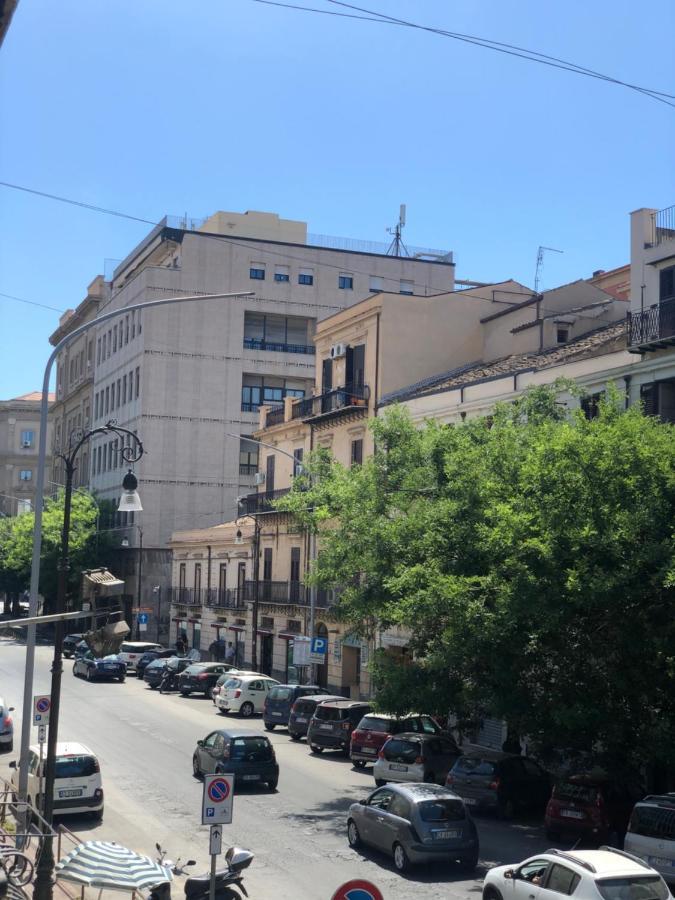 Al Decoro Acomodação com café da manhã Palermo Exterior foto